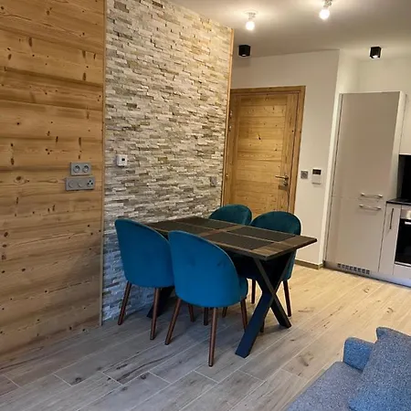 Appartement Carlina 105 *